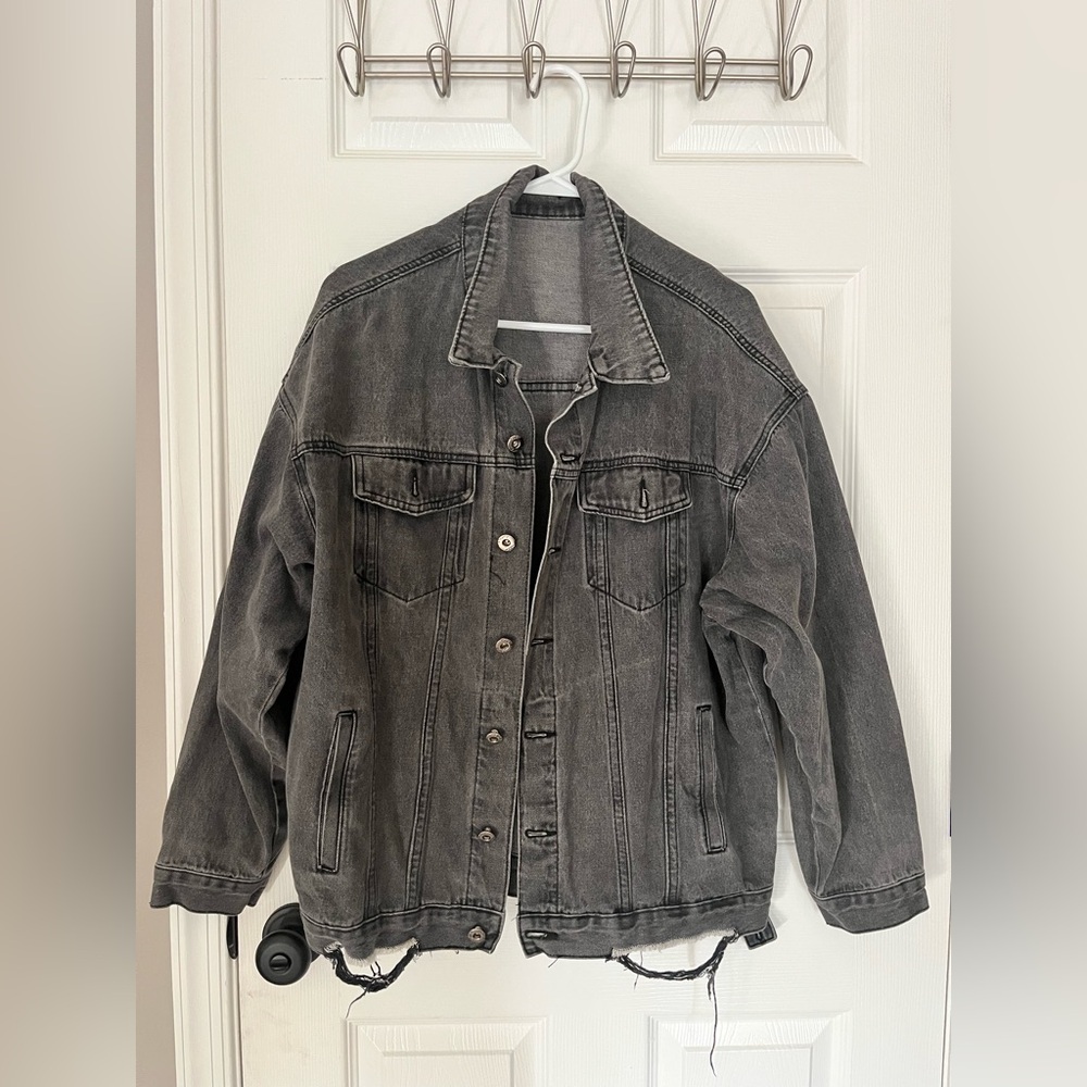SHEIN Charcoal Gray Oversized Denim Jacket – Size S